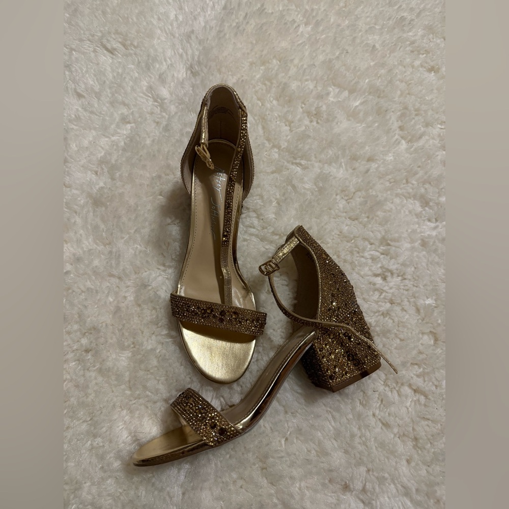 Gold bling Betsey Johnson heels, size 6.5